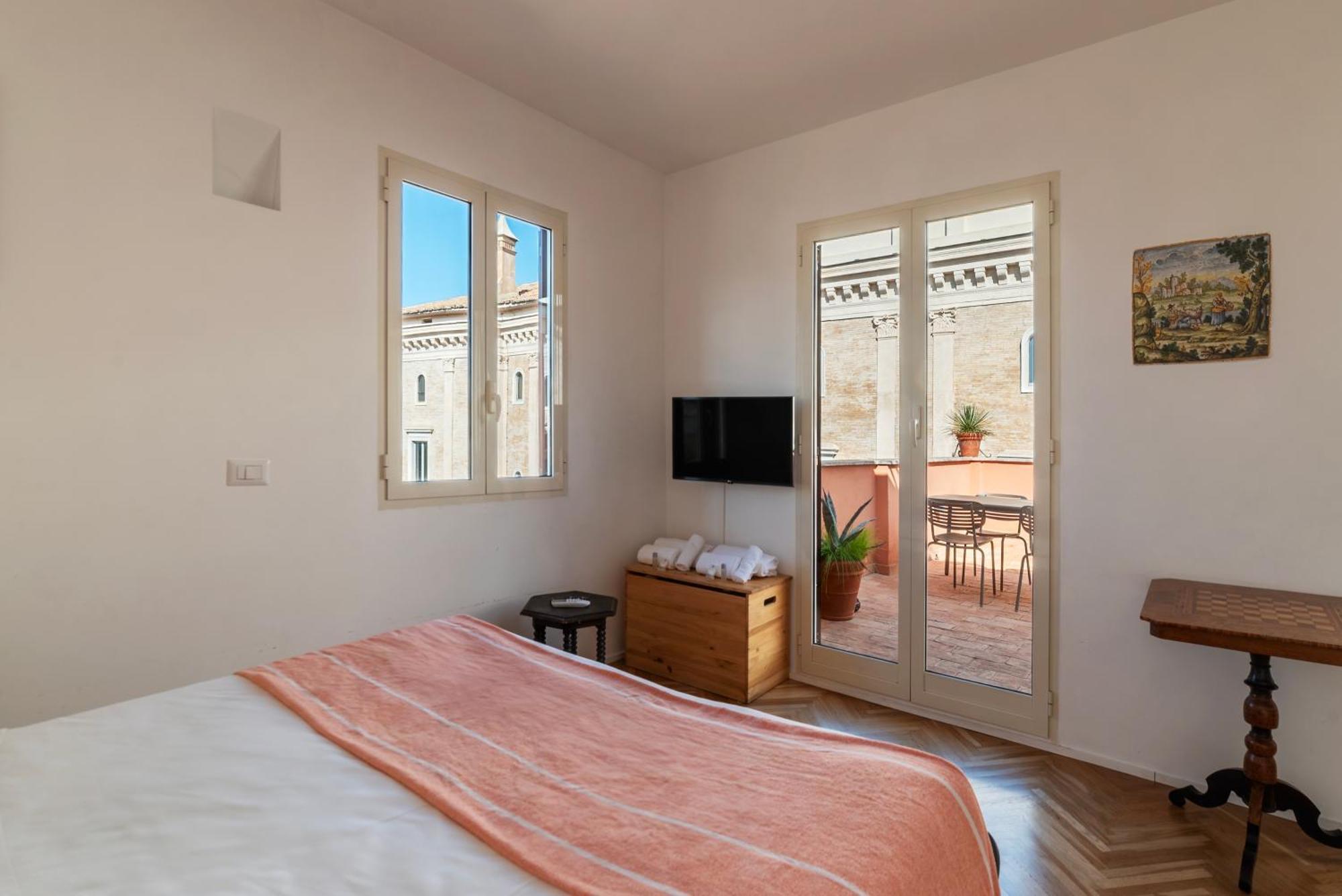 Apartment With Terrace In Via Del Pellegrino - FromhometoRoma Dış mekan fotoğraf